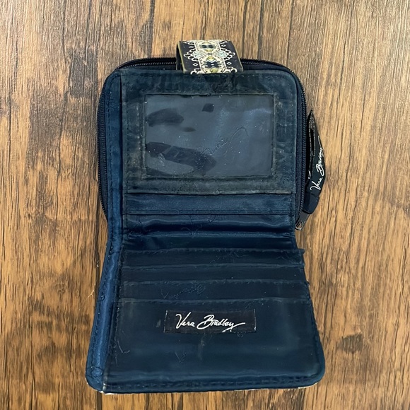 Vera Bradley Wallet Green/Blue‎ Design - Picture 2 of 6